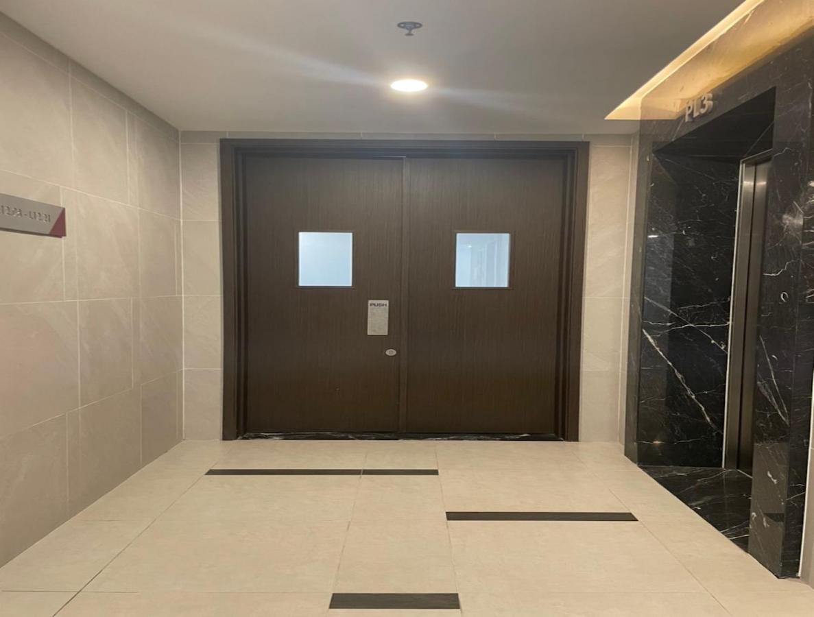 Compass One Building - Luxury Apartments Ap Phu Tho Zewnętrze zdjęcie