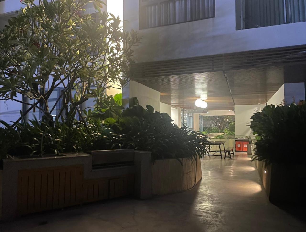 Compass One Building - Luxury Apartments Ap Phu Tho Zewnętrze zdjęcie